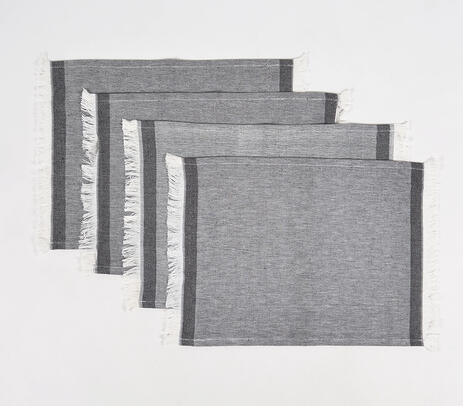 Yarn-Dyed Cotton Solid Placemats with Frayed Edges (set of 4)