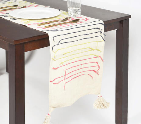 Tousled Threads CottonTable Runner